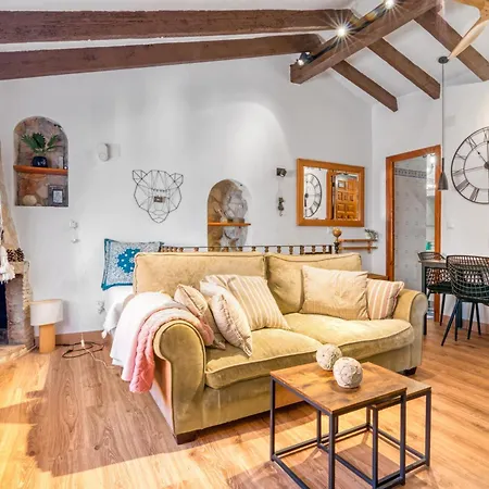 Casa Trinidad دينايا